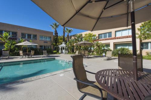 Grand Vista Hotel 